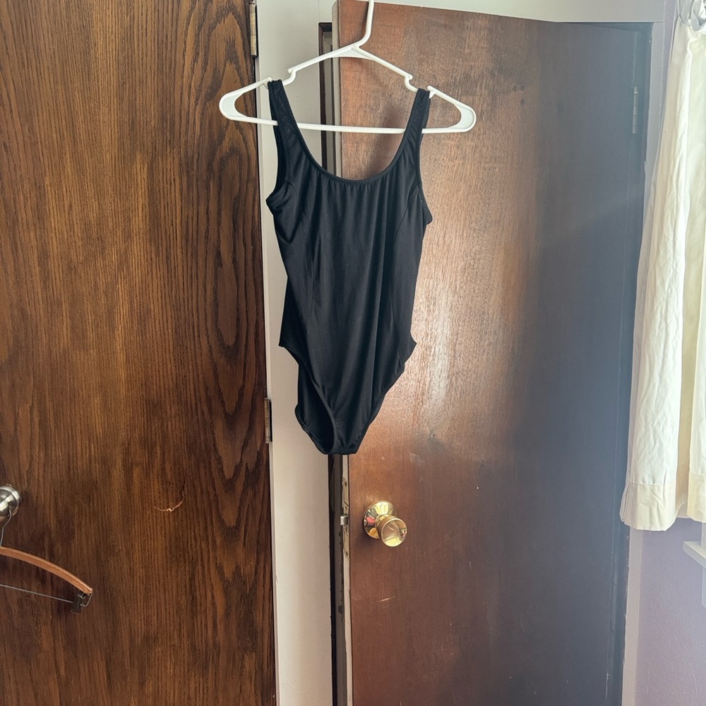 HARA bumi leotard Size M, like New!